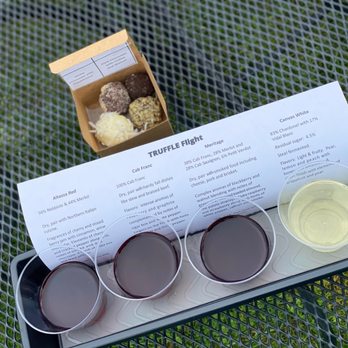 868 Estate Vineyards - Truffle Flight pairings - Wineries Near Me - Hillsboro, Virginia 868 Estate Vineyards - Truffle Flight pairings - Wineries Near Me - Hillsboro, Virginia