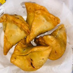 Mr Kofta - Mediterranean - Samosa (vegetable)
