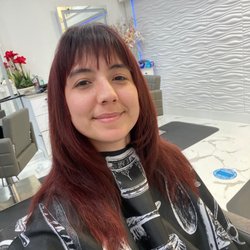T hair lounge