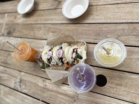 Steamy Piggy by null