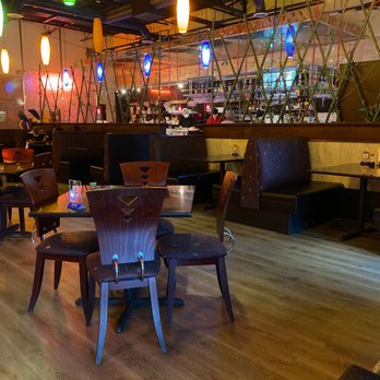 East Moon Asian Bistro