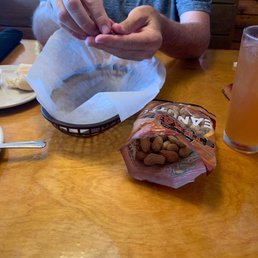 Mmmmm. Love some peanuts. Mmmmm. Love some peanuts.