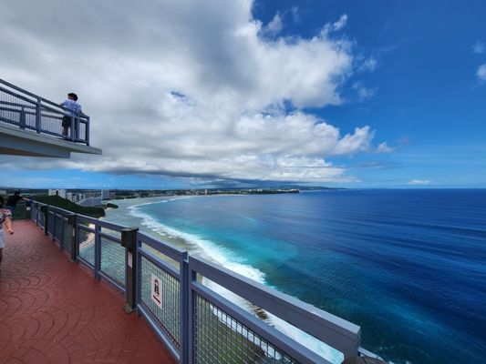 Two Lovers' Point by null