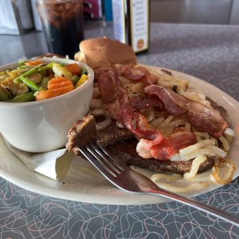 66 Diner - Liver and onions topped with bacon, mixed vegetables and mashed potatoes topped with brown gravy - Diners Near Me - Albuquerque, New Mexico
