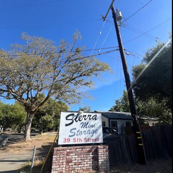 Sierra Mini Storage - Entry Road, Signage - Self Storage Near Me - Woodland, California Sierra Mini Storage - Entry Road, Signage - Self Storage Near Me - Woodland, California