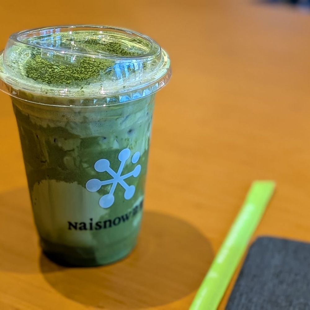 Velvet Matcha Layered Latte Velvet Matcha Layered Latte