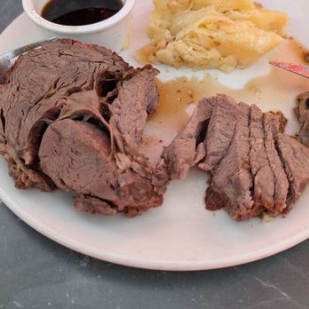 Spaghettini - Pot roast + auujuuss with scalloped potato - Italian Near Me - Seal Beach, California Spaghettini - Pot roast + auujuuss with scalloped potato - Italian Near Me - Seal Beach, California