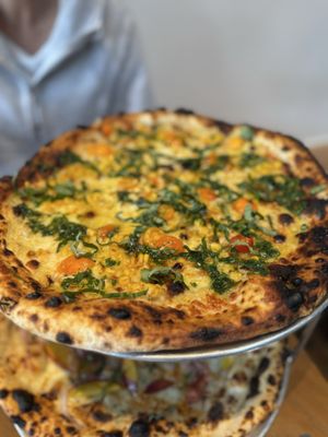 DAMNFiNE pizza by null