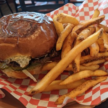JLB Eatery Stella Link - Burgers Near Me - Houston, Texas JLB Eatery Stella Link - Burgers Near Me - Houston, Texas
