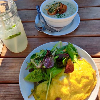 Parkside Cafe - Veggie Omelette and Clam Chowder - American Near Me - Stinson Beach, California Parkside Cafe - Veggie Omelette and Clam Chowder - American Near Me - Stinson Beach, California
