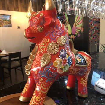 Chicha Peruvian Kitchen - Inside decor - Peruvian Near Me - Roseville, California Chicha Peruvian Kitchen - Inside decor - Peruvian Near Me - Roseville, California