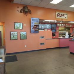 Roney's - Front counter area