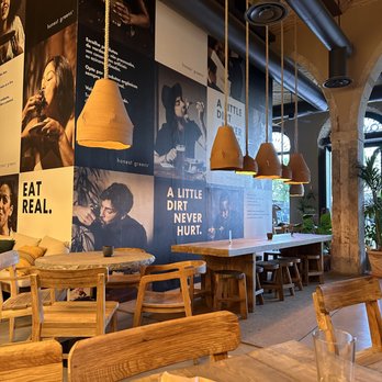 Honest Greens - Decor - Salad Near Me - Lisbon, 11