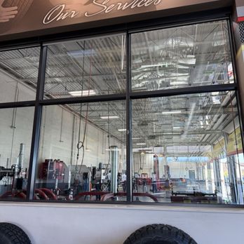 Les Schwab Tire Center - Tires Near Me - Fontana, California Les Schwab Tire Center - Tires Near Me - Fontana, California