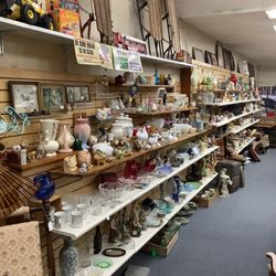 The Motley Shoppe