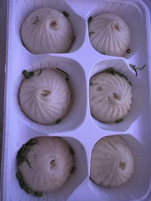 Kung Fu Little Steamed Buns Ramen by null
