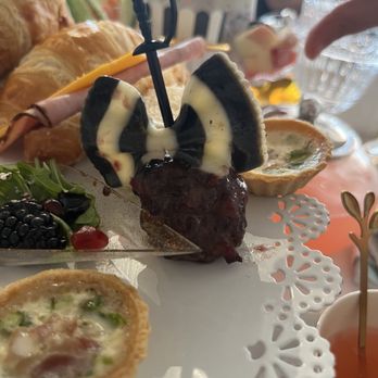 Pattea Lou's Tea Room - Mad hatter tea tower - Tea Rooms Near Me - Keller, Texas