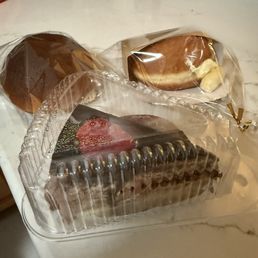 Banana donut, mocha bun, strawberry cake