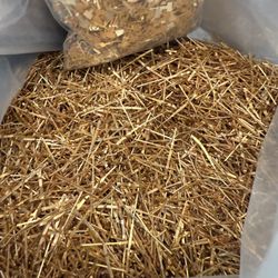 Calwest Recycling - High grade gold plated pins