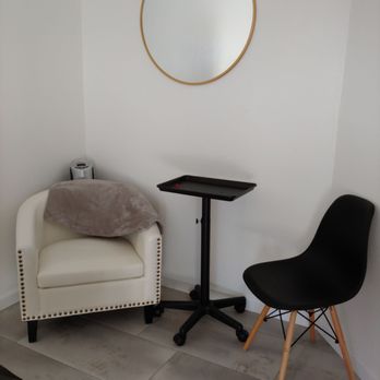 Skintegrity Aesthetics - First treatment room with comfy seating. Beautiful space that has so much natural light! - Skin Care Near Me - Tucson, Arizona