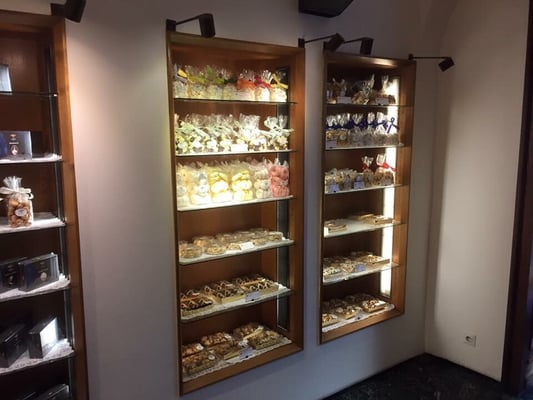 Hofbäckerei Edegger-Tax by null