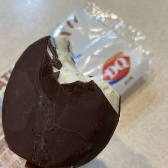 Dairy Queen Grill & Chill - DILLY Bar - Ice Cream & Frozen Yogurt Near Me - Saint Francis, Wisconsin