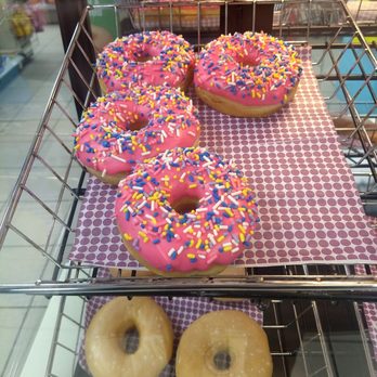 7-Eleven - Window shopping while my kiddo snags sleepover snacks. - Convenience Stores Near Me - Tonawanda, New York 7-Eleven - Window shopping while my kiddo snags sleepover snacks. - Convenience Stores Near Me - Tonawanda, New York
