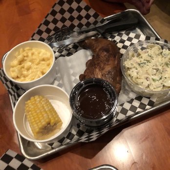 Old Town BBQ - 1/4 chicken, macaroni salad, Mac and cheese, corn on the cob - Barbeque Near Me - Ramona, California