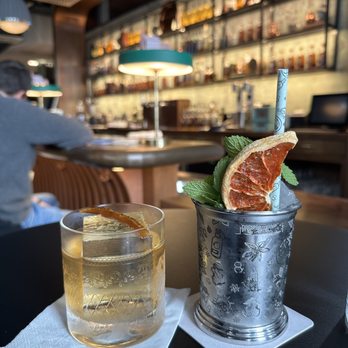 Roe & Co Distillery - Cocktails - Distilleries Near Me - Dublin, D
