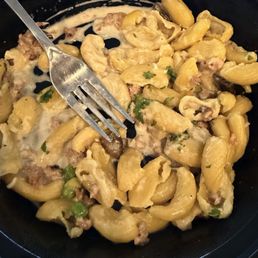 Orechetti with peas, sausage and cream sauce Orechetti with peas, sausage and cream sauce