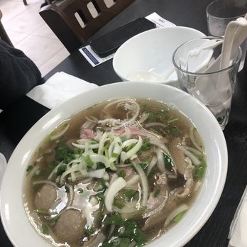 Pho Co Duong - Large pho - Vietnamese Near Me - Toronto, Ontario Pho Co Duong - Large pho - Vietnamese Near Me - Toronto, Ontario