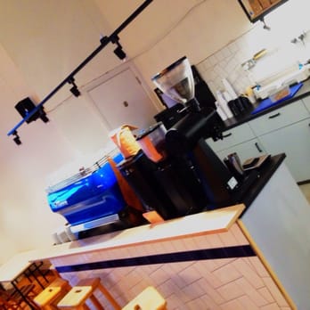 Quarter Horse Coffee - Coffee & Tea Near Me - Birmingham, XWM