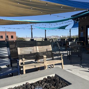 Lake Tahoe AleWorX Reno - My rooftop view - Brewpubs Near Me - Reno, Nevada Lake Tahoe AleWorX Reno - My rooftop view - Brewpubs Near Me - Reno, Nevada