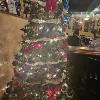 Mulberry Street Restaurant - Bar - Italian Near Me - Woodbridge, New Jersey