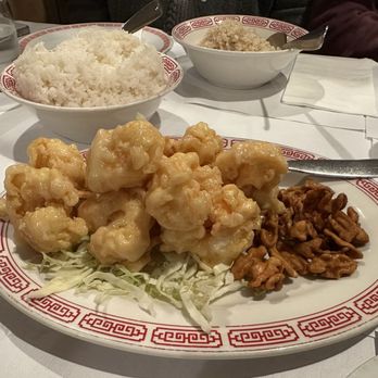 Lai Lai Restaurant - Walnut Prawns - Chinese Near Me - Millbrae, California