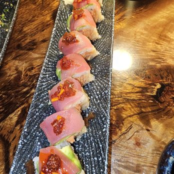 Dragon Garden - Lemon roll - Sushi Bars Near Me - Glendale, California