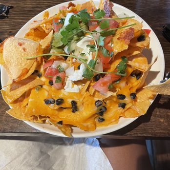 Splash Bar - Nachos - Asian Fusion Near Me - Honolulu, Hawaii