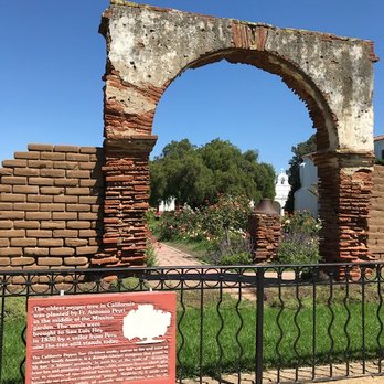 Mission San Luis Rey - Side of garden - Museums Near Me - Oceanside, California
