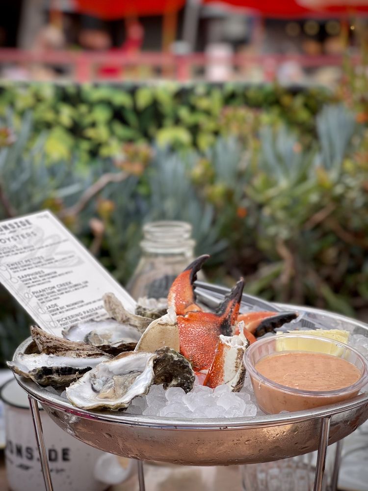 IRONSIDE FISH & OYSTER 10356 Photos & 5205 Reviews 1654 India St