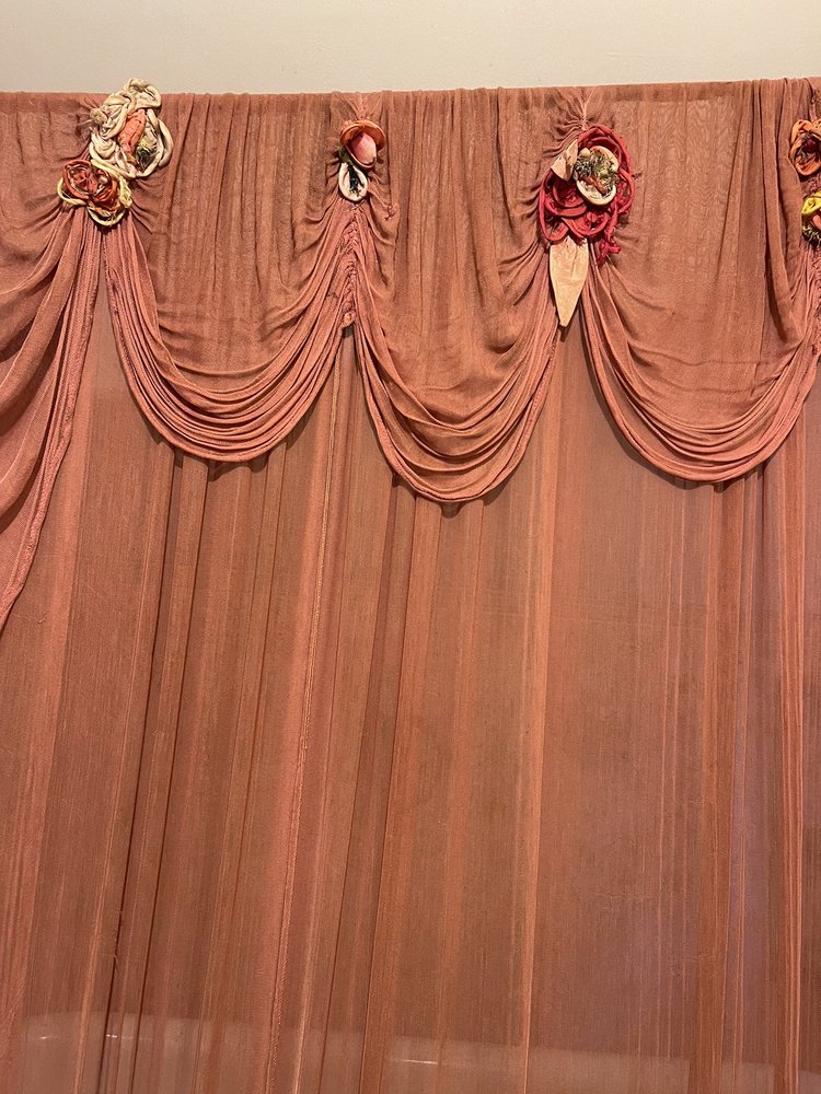 DOLLY’S HOUSE MUSEUM & GIFT SHOP Updated September 2024 141 Photos