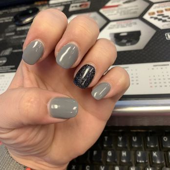 Finger Nails - This is after 12 days - Nail Salons Near Me - Columbus, Ohio
