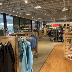 Peter Glenn Ski & Sports