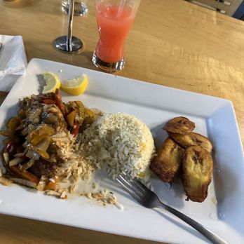 Reggae Pot - Spicy Jerk Snapper Fillet with pumpkin rice and fried plantains - Caribbean Near Me - Centennial, Colorado