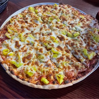 Johnny & Mike's Pizza - Banana pepper - Pizza Near Me - Carlisle, Iowa