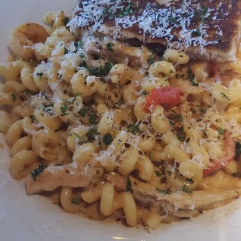 Bubba's 33 - Cajun pasta 5* - Pizza Near Me - The Colony, Texas