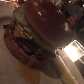 Au Cheval - Bars Near Me - Chicago, Illinois