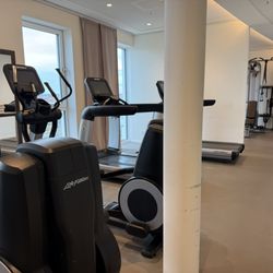 Sheraton Carlton Hotel Nuernberg - Fitness room