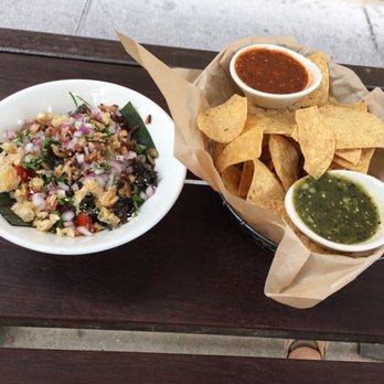 Xoco - Fully Dressed guacamole and chips - Mexican Near Me - Chicago, Illinois Xoco - Fully Dressed guacamole and chips - Mexican Near Me - Chicago, Illinois
