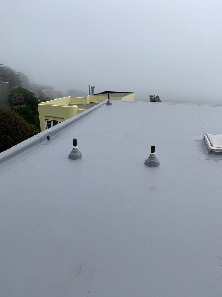 Slide of Ace Roofing