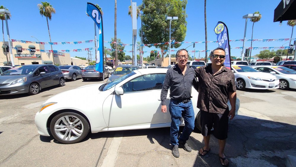 QUALITY 1 AUTO 16 Photos & 20 Reviews Car Dealers 801 N Anaheim